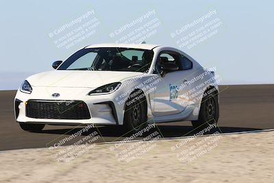 media/Oct-05-2025-Speed Ventures (Sun) [[aa9b841edf]]/Black/Session 2 (Turn 2)/